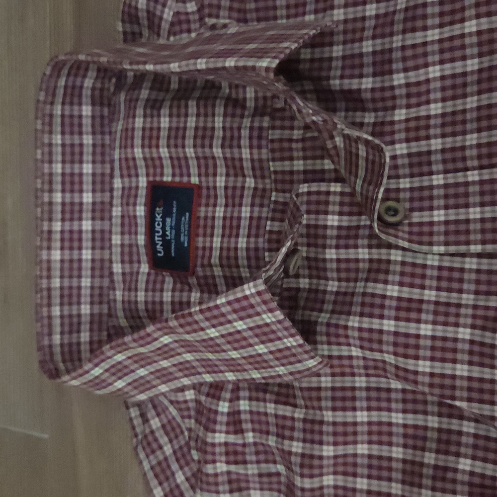 UNTUCKit Men's Burgundy Checkered Shirt - Picture 3 of 5